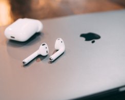 Инсайдеры: Apple готовит бюджетный MacBook и две версии AirPods 4